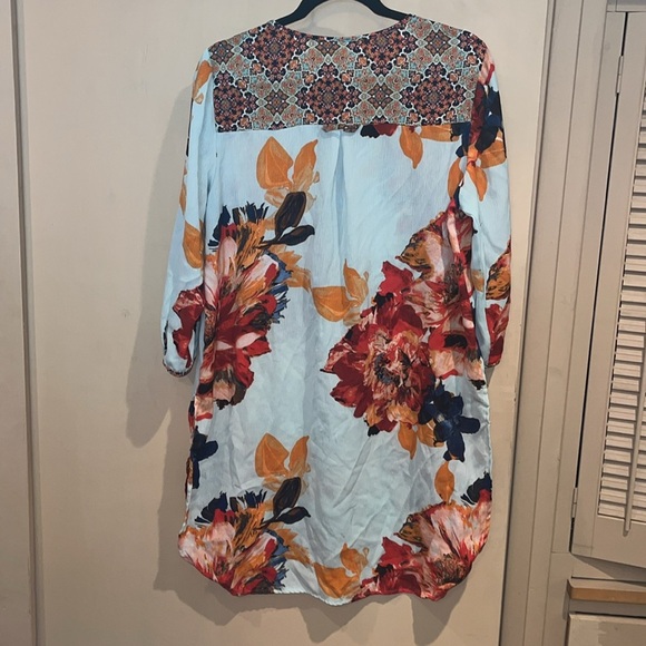 Fig & Flower boho styled floral women’s top / tunic size large - Picture 7 of 7